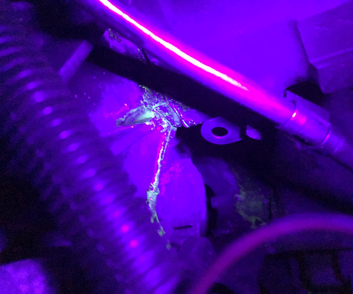 UV Coolant Leak Kit - Image 2
